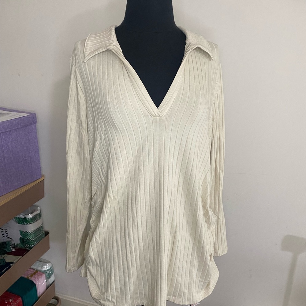 Old navy maternity sweater